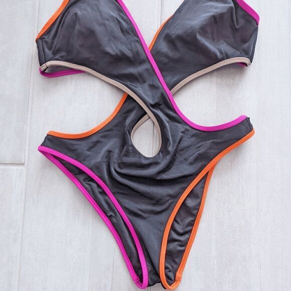 Victoria's Secret Monokini Cross Front Brazilian Cut Black w Multicolored Trim S - Picture 7 of 9